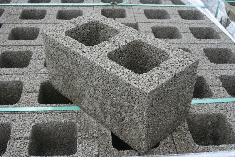 Кварцевый песок в керамзитобетон как правильно заштукатурить стену цементным раствором