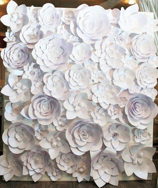 Декоративное панно на стену. Большие бумажные цветы.