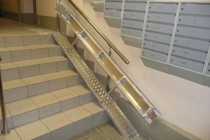 Для детских колясок по лестницам