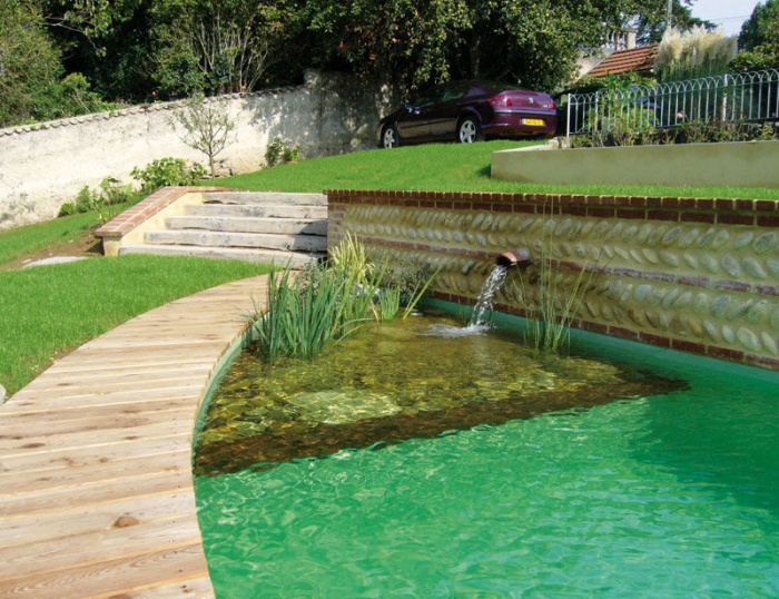 Ландшафтный дизайн участка с бассейном
