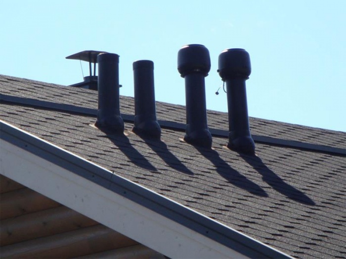 Как вывести трубу вентиляции на крышу