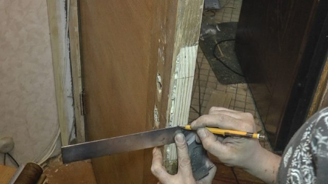 Реставрация дверей: деревянных, из шпона, металлических