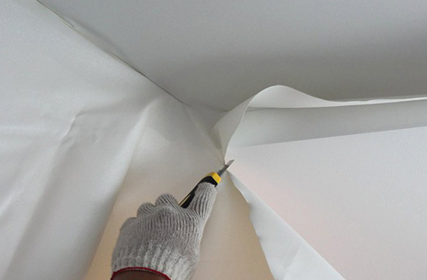 Штапиковый метод крепления натяжного потолка: правила установки