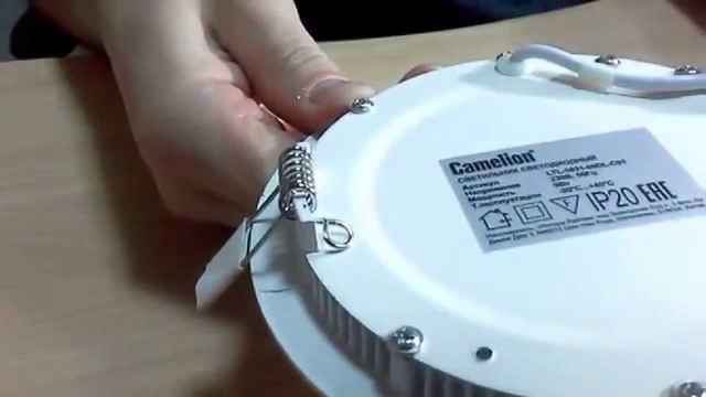 Потолочные светодиодные светильники, встраиваемые в гипсокартон: диаметр и установка