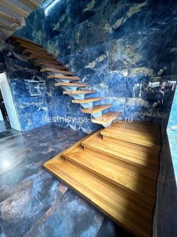 Лестницы на металлокаркасе: ТОП-5 компаний по производству продукции, обзор актуальных предложений